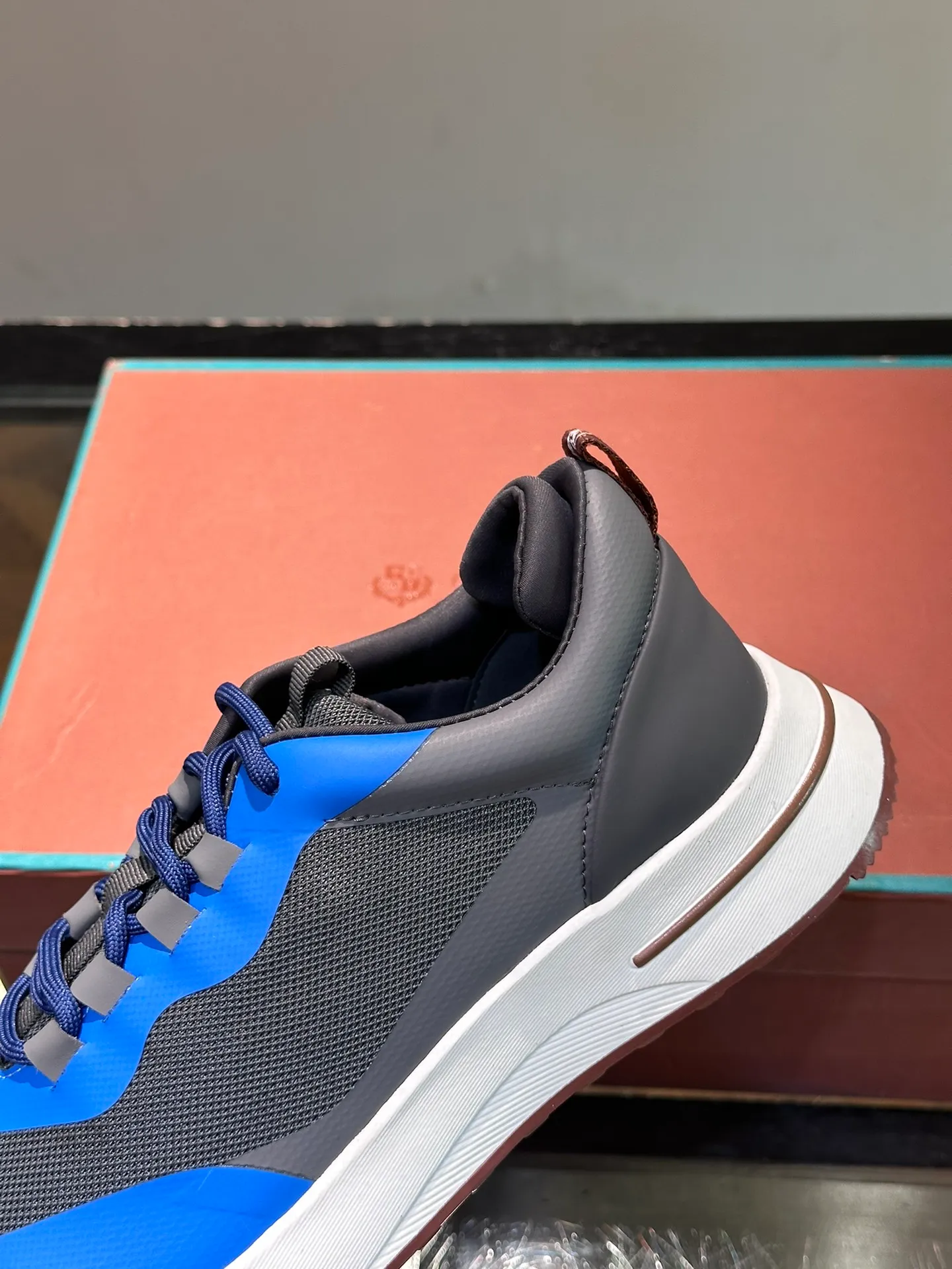 Men's Men's Shoes 💰p560 "Loro Men's Shoes 💰piana" niche Loro classic jogging shoes, men's lace-up casual shoes and sneakers, high-quality lightweight and comfortable fabrics, suitable for outdoor leisure, the color scheme is young and energetic, and it looks great with sportswear or casual suits! Size: 39-45 (46 customized)